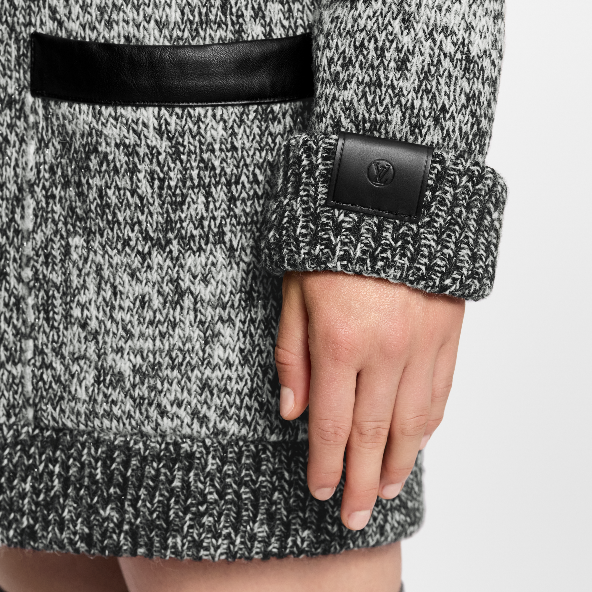 Áo Khoác Tweed  in Đồ Nữ's Trang phục Đồ dệt kim collections by Louis Vuitton (Thu phóng sản phẩm)